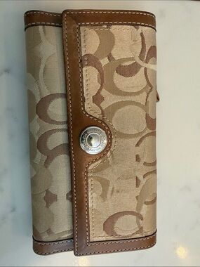 Coach Signature Canvas Continental Wallet in Tan and Brown